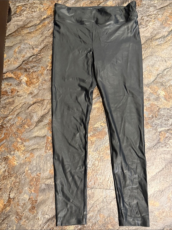 Koral Pants - Koral women’s size large shiny dark grey leggings